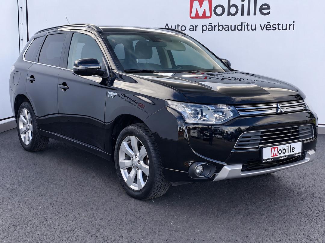 Mitsubishi Outlander Hibrīds