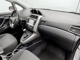 Toyota Verso 7-Vietas