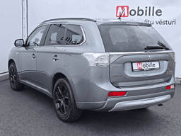 Mitsubishi Outlander Hibrīds