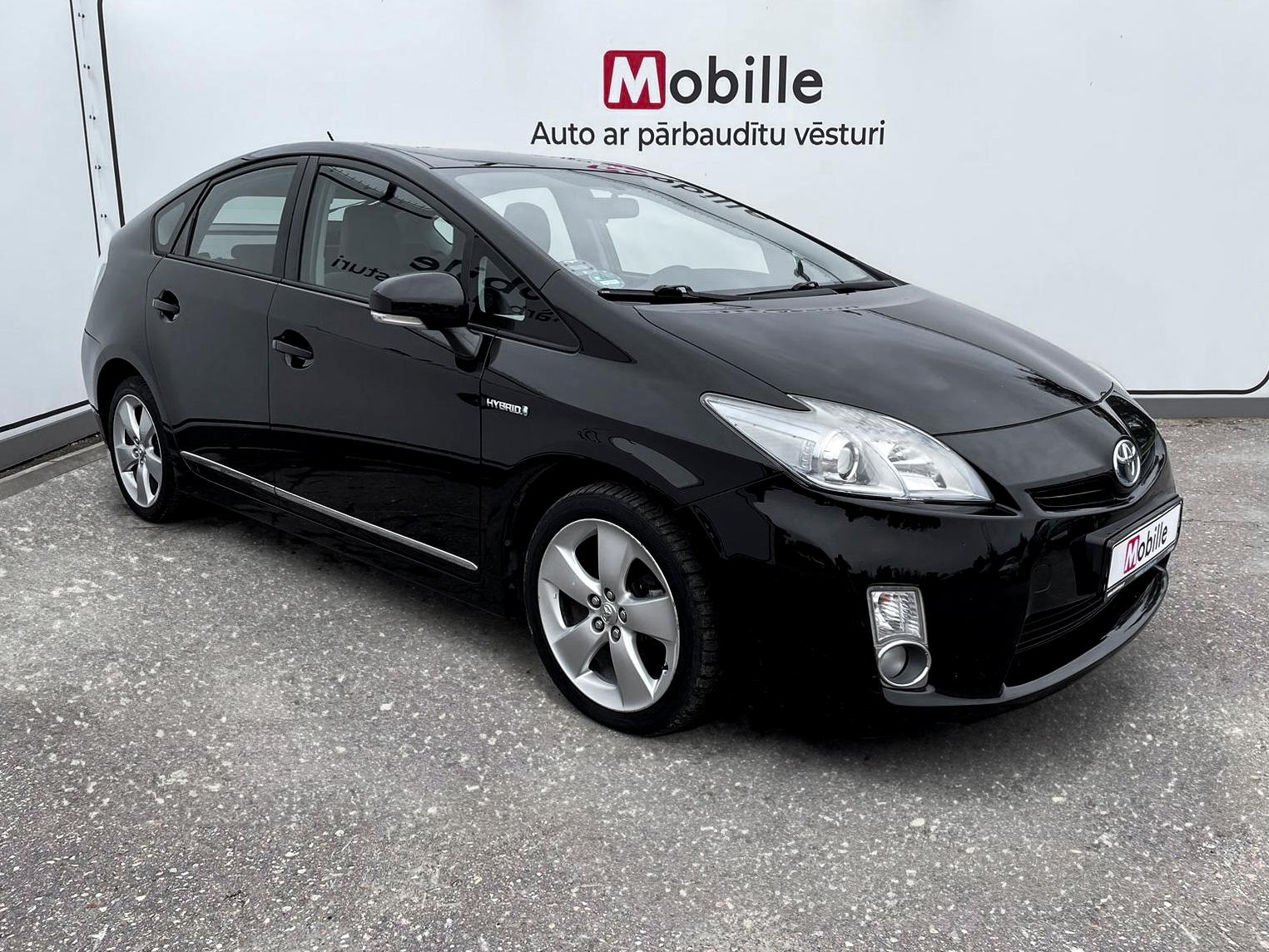 Toyota Prius Life Hybrid