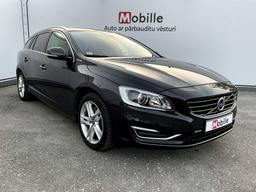Volvo V60 Facelift  4x4 Plug-in Hybrid D6