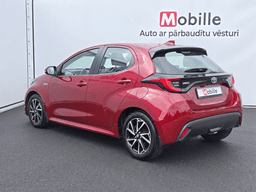 Toyota Yaris Hybrid Dynamic Force