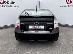 Toyota Prius Life Hybrid