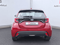 Toyota Yaris Hybrid Dynamic Force