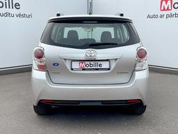 Toyota Verso 7-Vietas