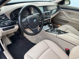 BMW 523i
