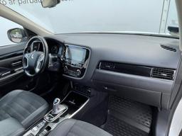 Mitsubishi Outlander Plug-In Hybrid