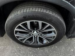 Mitsubishi Outlander Edition 100 Facelift