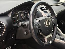 Lexus NX300h