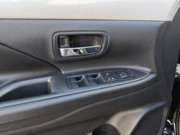 Mitsubishi Outlander Hibrīds