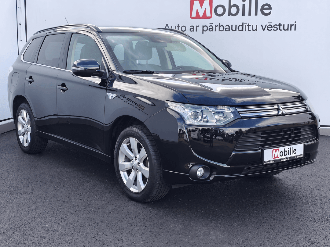 Mitsubishi Outlander Hibrīds