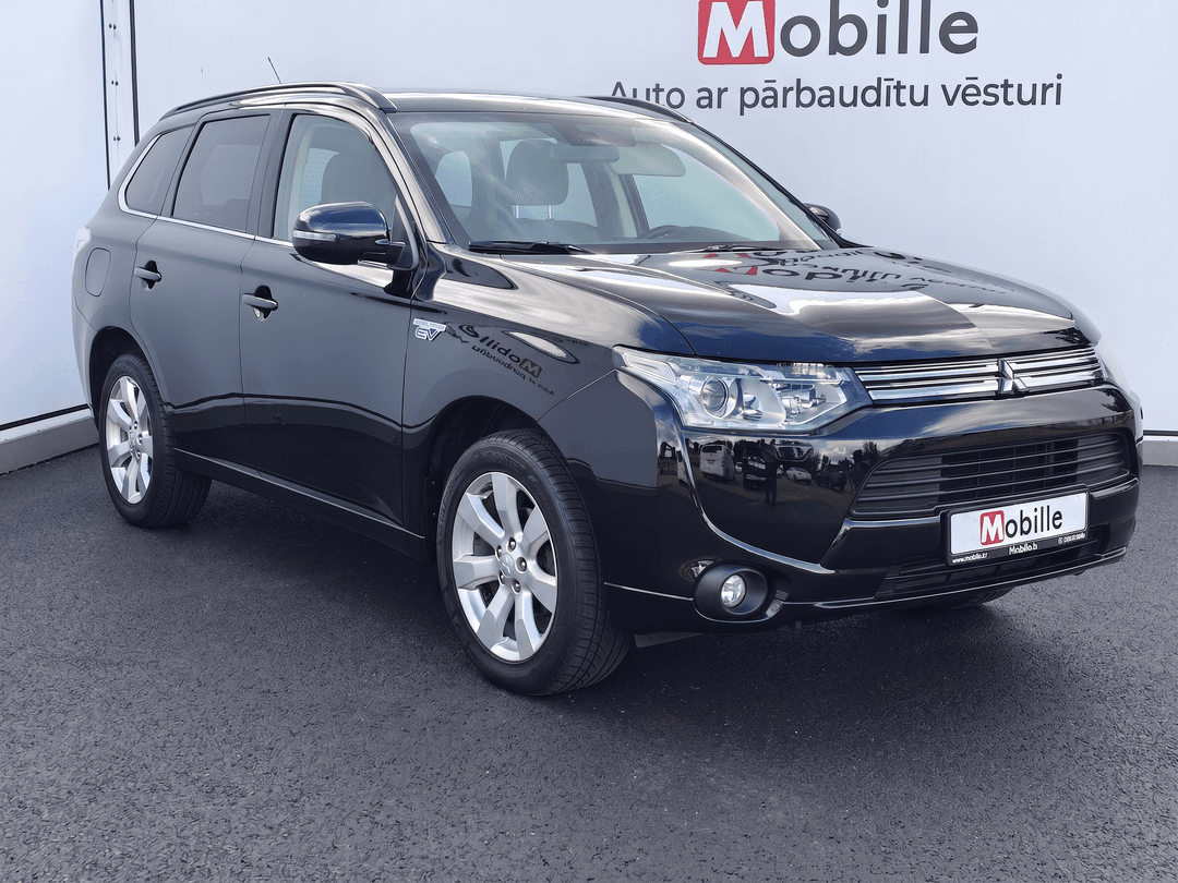 Mitsubishi Outlander Hibrīds
